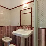 6 Bedroom Beautiful In Casa vacanze Treia