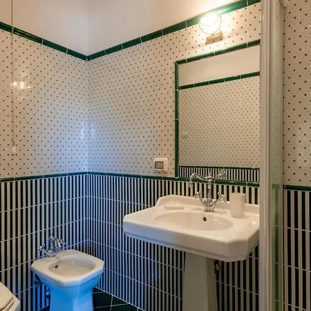 6 Bedroom Beautiful In Treia Treia